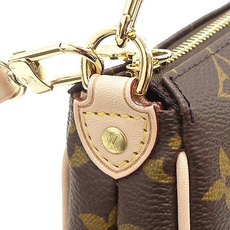 Louis Vuitton(���̺���) M95567 ���׷� ĵ���� ���� Ŭ��ġ 2WAY [��������] �̹���3 - ���̺��� �߰���ǰ